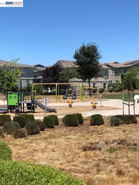 Exterior - 2836 Stringham Way, Dublin, CA 94568 photo 5 of 5