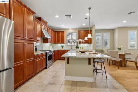 Kitchen - 2836 Stringham Way, Dublin, CA 94568 photo 2 of 8