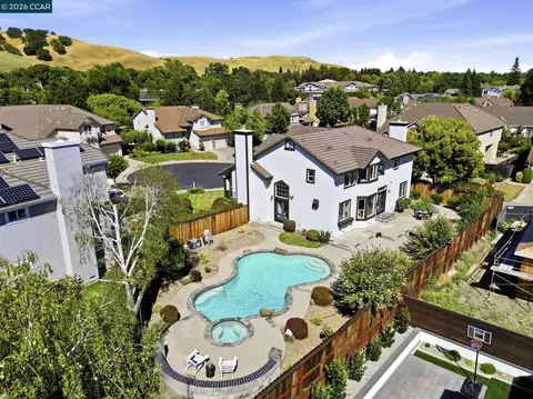 183 Lasata Ct, Danville, CA 94526