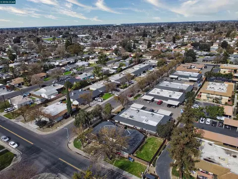 View/Area - 219 Kingston Ln, Modesto, CA 95354 photo 3 of 4