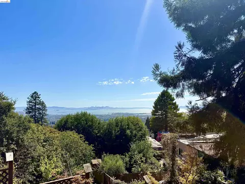 916 Cragmont Ave, Berkeley, CA 94708 photo 11