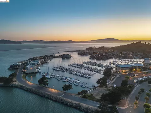 10 Waterline Pl, Richmond, CA 94801