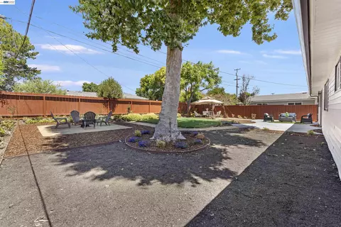 Exterior - 7832 Gardella Dr, Dublin, CA 94568 photo 14 of 21