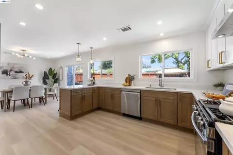 Kitchen - 7832 Gardella Dr, Dublin, CA 94568 photo 2 of 5