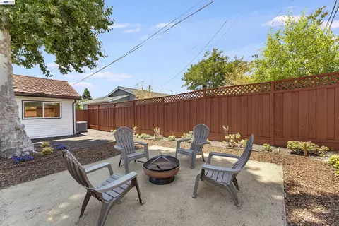 Exterior - 7832 Gardella Dr, Dublin, CA 94568 photo 5 of 21