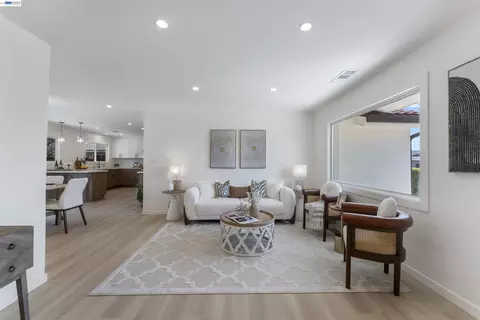 Living - 7832 Gardella Dr, Dublin, CA 94568 photo 3 of 5