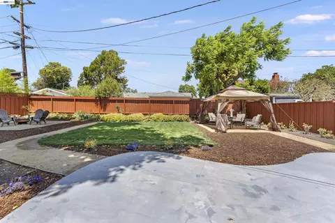 Exterior - 7832 Gardella Dr, Dublin, CA 94568 photo 20 of 21