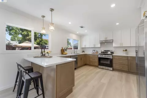 Kitchen - 7832 Gardella Dr, Dublin, CA 94568 photo 3 of 5