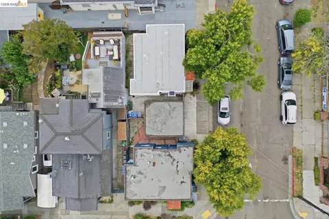 View/Area - 2600 Sacramento St, Berkeley, CA 94702 photo 4 of 6