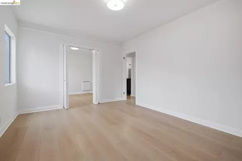 Living - 2600 Sacramento St, Berkeley, CA 94702 photo 1 of 7