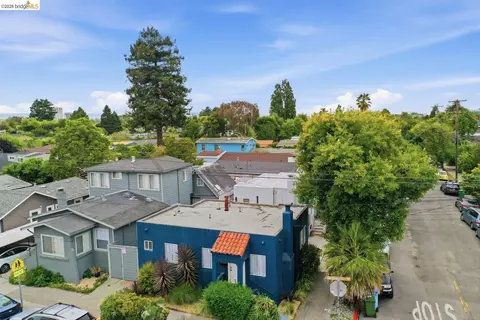 View/Area - 2600 Sacramento St, Berkeley, CA 94702 photo 2 of 6