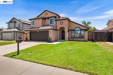 1420 Divine Ln, Tracy, CA 95376 photo 2