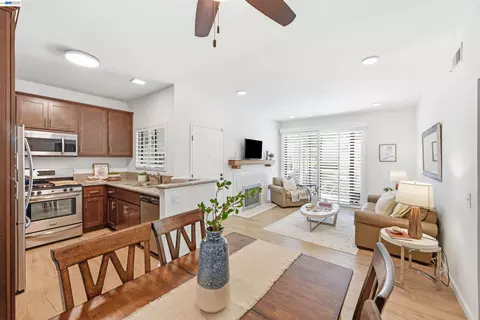 3655 Birchwood Ter #112, Fremont, CA 94536