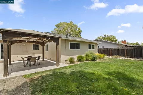 Exterior - 2674 E Olivera Rd, Concord, CA 94519 photo 8 of 12