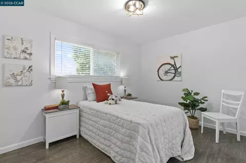Bedroom - 2674 E Olivera Rd, Concord, CA 94519 photo 3 of 4