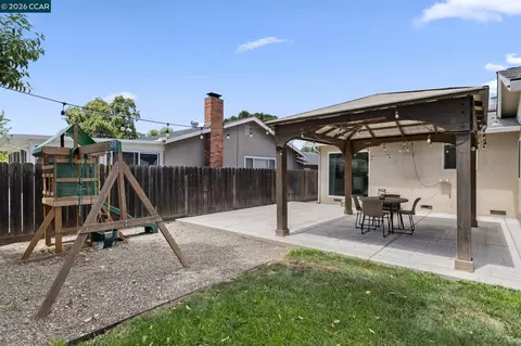Exterior - 2674 E Olivera Rd, Concord, CA 94519 photo 9 of 12