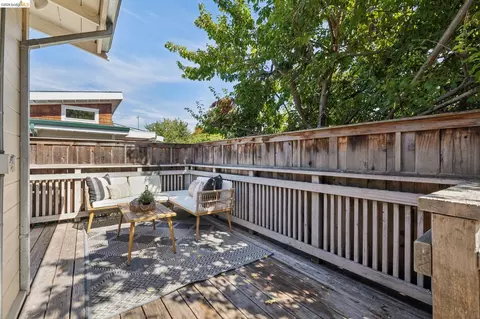 Exterior - 2421 9th St, Berkeley, CA 94710 photo 6 of 8