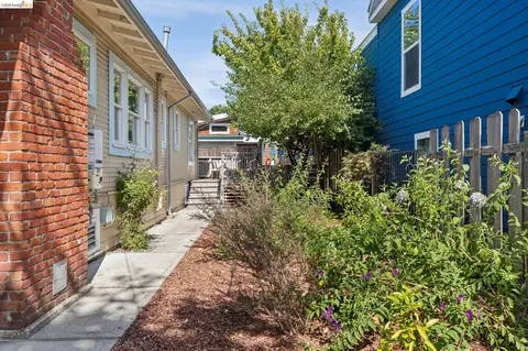Exterior - 2421 9th St, Berkeley, CA 94710 photo 7 of 8