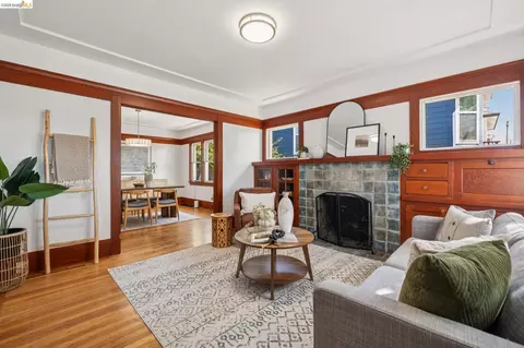 Living - 2421 9th St, Berkeley, CA 94710 photo 2 of 4