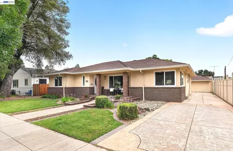 1576 4th St, Livermore, CA 94550