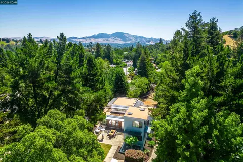 1837 Reliez Valley Rd, Lafayette, CA 94549