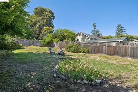 Exterior - 1615 Buena Ave, Berkeley, CA 94703 photo 15 of 22