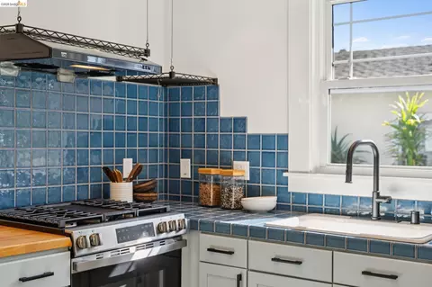 Kitchen - 1615 Buena Ave, Berkeley, CA 94703 photo 5 of 7