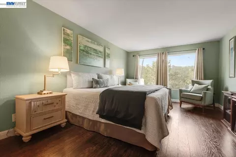 Bedroom - 4 Shepherds Knl, Pebble Beach, CA 93953 photo 2 of 3
