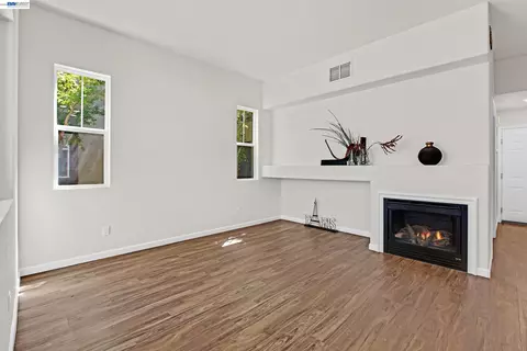 Living - 341 Imagination Pl, Milpitas, CA 95035 photo 2 of 3