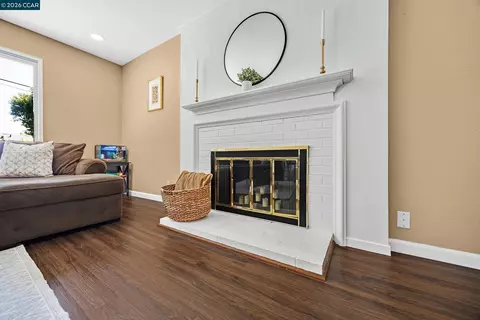 Living - 8569 Wicklow Ln, Dublin, CA 94568 photo 4 of 5