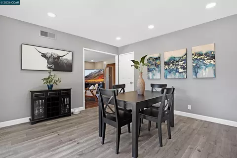 Dining - 8569 Wicklow Ln, Dublin, CA 94568 photo 3 of 4