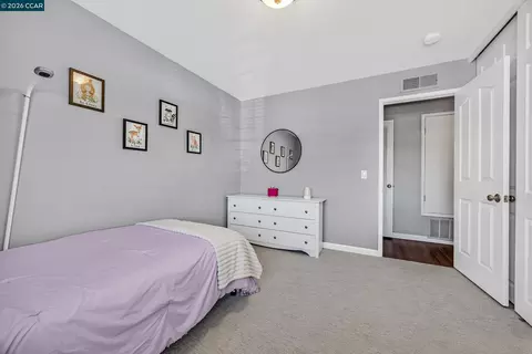 Bedroom - 8569 Wicklow Ln, Dublin, CA 94568 photo 6 of 10