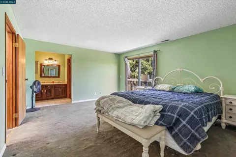 Bedroom - 2536 Pebble Beach Loop, Lafayette, CA 94549 photo 4 of 15