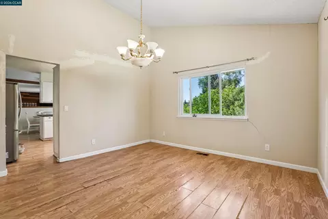 Living - 2536 Pebble Beach Loop, Lafayette, CA 94549 photo 6 of 8