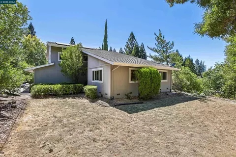 Exterior - 2536 Pebble Beach Loop, Lafayette, CA 94549 photo 3 of 9