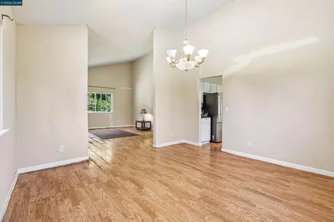 Living - 2536 Pebble Beach Loop, Lafayette, CA 94549 photo 5 of 8