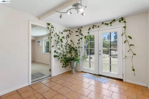 1691 Ashbury Dr, Concord, CA 94520 photo 25