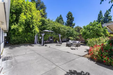 1691 Ashbury Dr, Concord, CA 94520 photo 33