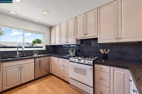 Kitchen - 7030 Corinth, Dublin, CA 94568 photo 2 of 4