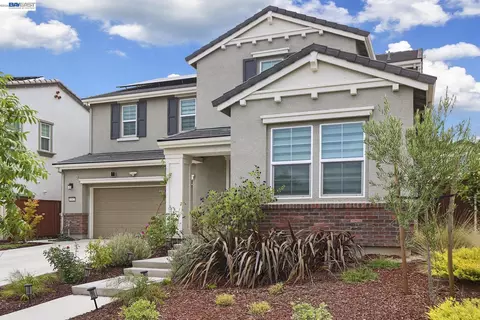 Exterior - 5342 Gatlin Dr, Tracy, CA 95377 photo 6 of 11