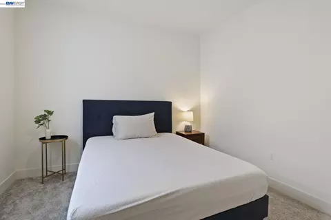 Bedroom - 5342 Gatlin Dr, Tracy, CA 95377 photo 9 of 11