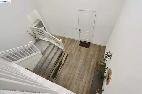 Entry Way - 5342 Gatlin Dr, Tracy, CA 95377 photo 8 of 8