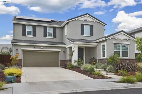 Exterior - 5342 Gatlin Dr, Tracy, CA 95377 photo 3 of 11
