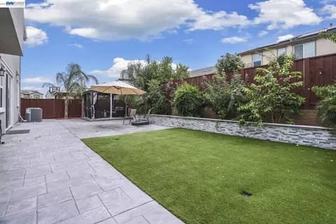 Exterior - 5342 Gatlin Dr, Tracy, CA 95377 photo 11 of 11