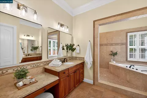 Bath - 3 Brooktree Dr, Danville, CA 94506 photo 2 of 10