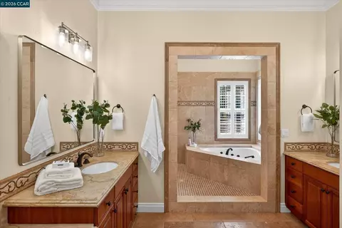 Bath - 3 Brooktree Dr, Danville, CA 94506 photo 1 of 10