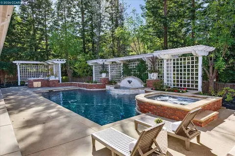 Exterior - 3 Brooktree Dr, Danville, CA 94506 photo 4 of 6