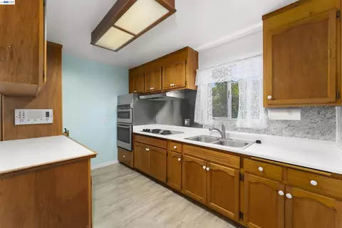 Kitchen - 4645 Ridpath St, Fremont, CA 94538 photo 1 of 2