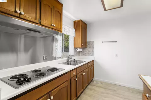 Kitchen - 4645 Ridpath St, Fremont, CA 94538 photo 2 of 2