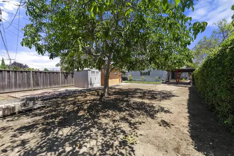Exterior - 4645 Ridpath St, Fremont, CA 94538 photo 17 of 24